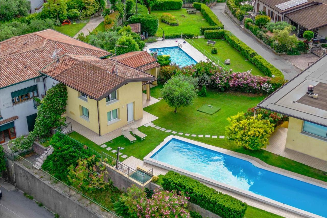Villa Piscina Panoramica - La Casa Volante Soiano Del Lago Exterior foto